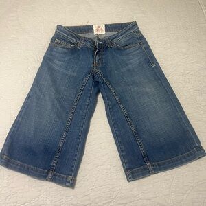 - People’s wide legged Jean capri pants long shorts